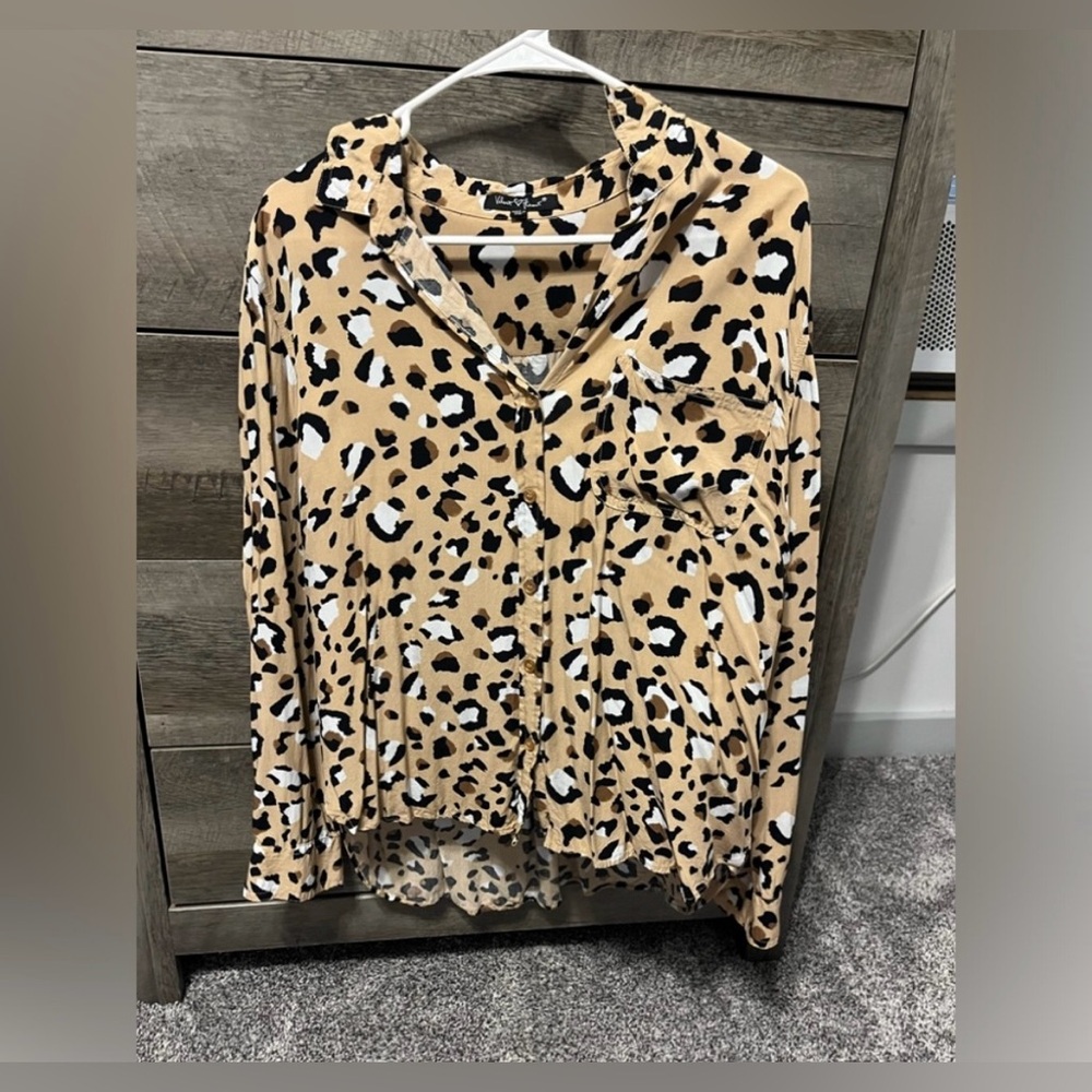 Button-up Shirt